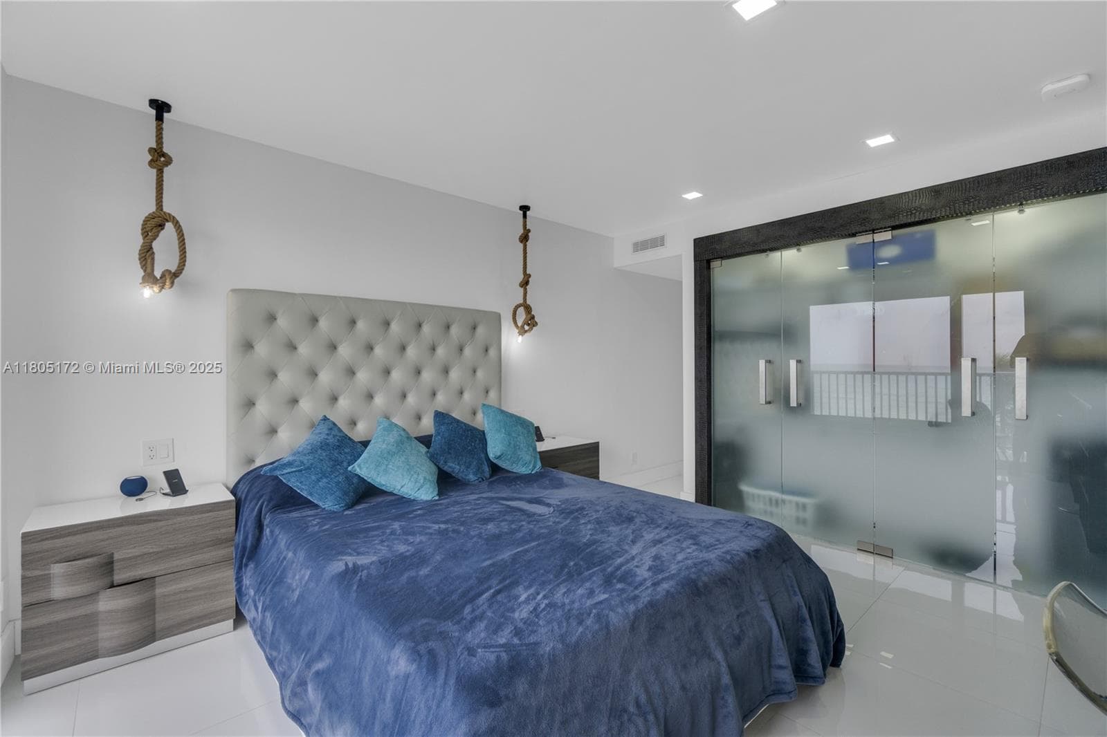 EDGEWATER BEACH TOWERS CO · #504 in Hollywood - Photo 17