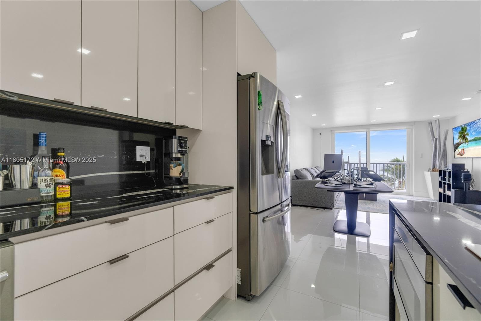 EDGEWATER BEACH TOWERS CO · #504 in Hollywood - Photo 20
