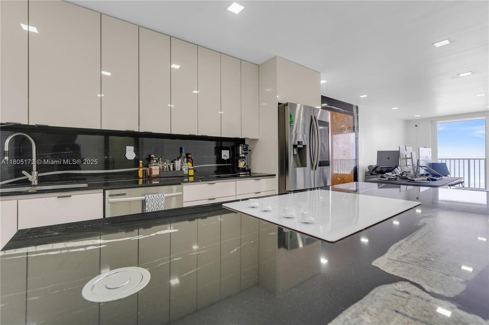 EDGEWATER BEACH TOWERS CO · #504 in Hollywood - Photo 24
