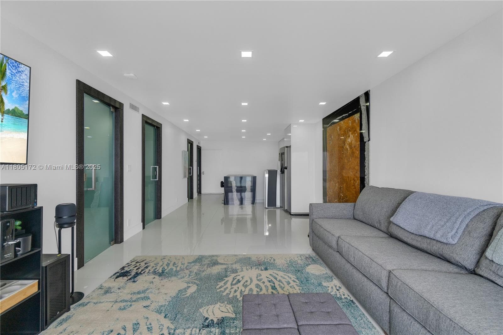 EDGEWATER BEACH TOWERS CO · #504 in Hollywood - Photo 30