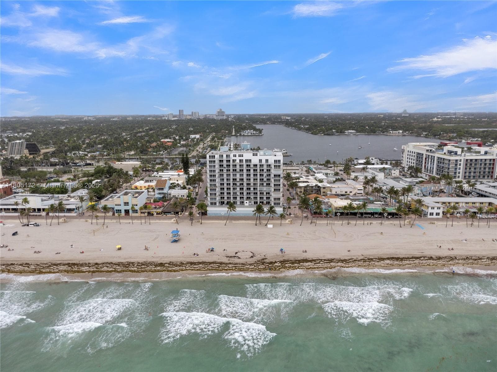 EDGEWATER BEACH TOWERS CO · #504 in Hollywood - Photo 37
