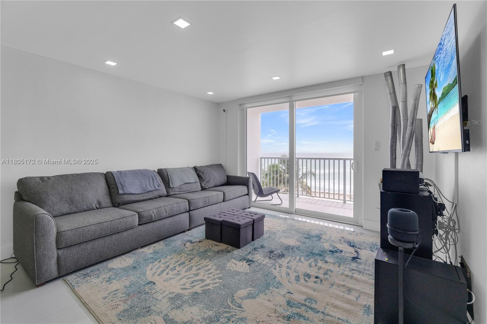 EDGEWATER BEACH TOWERS CO · #504 in Hollywood - Photo 4
