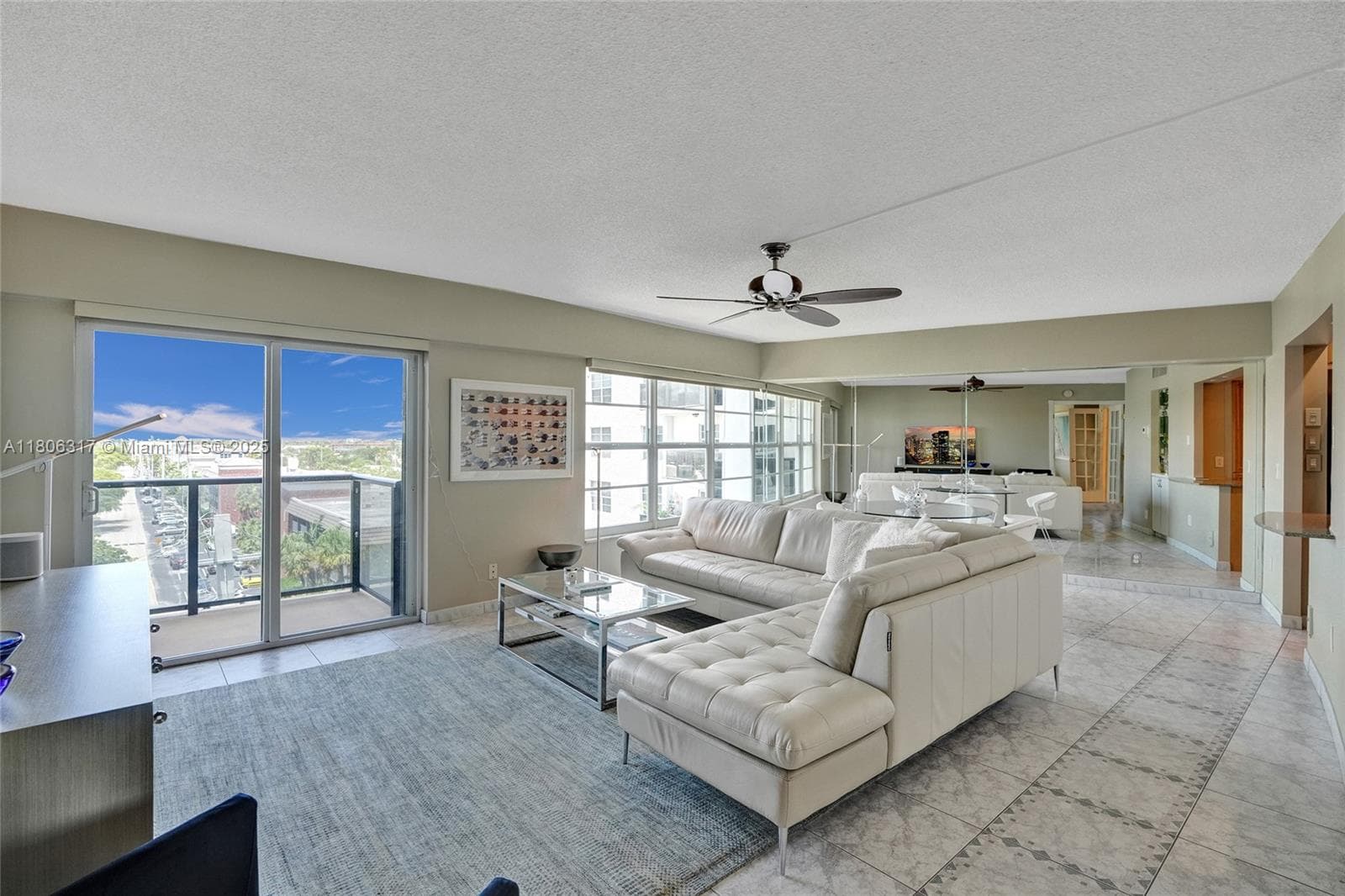 The Warwick · #7J in Fort Lauderdale - Photo 3