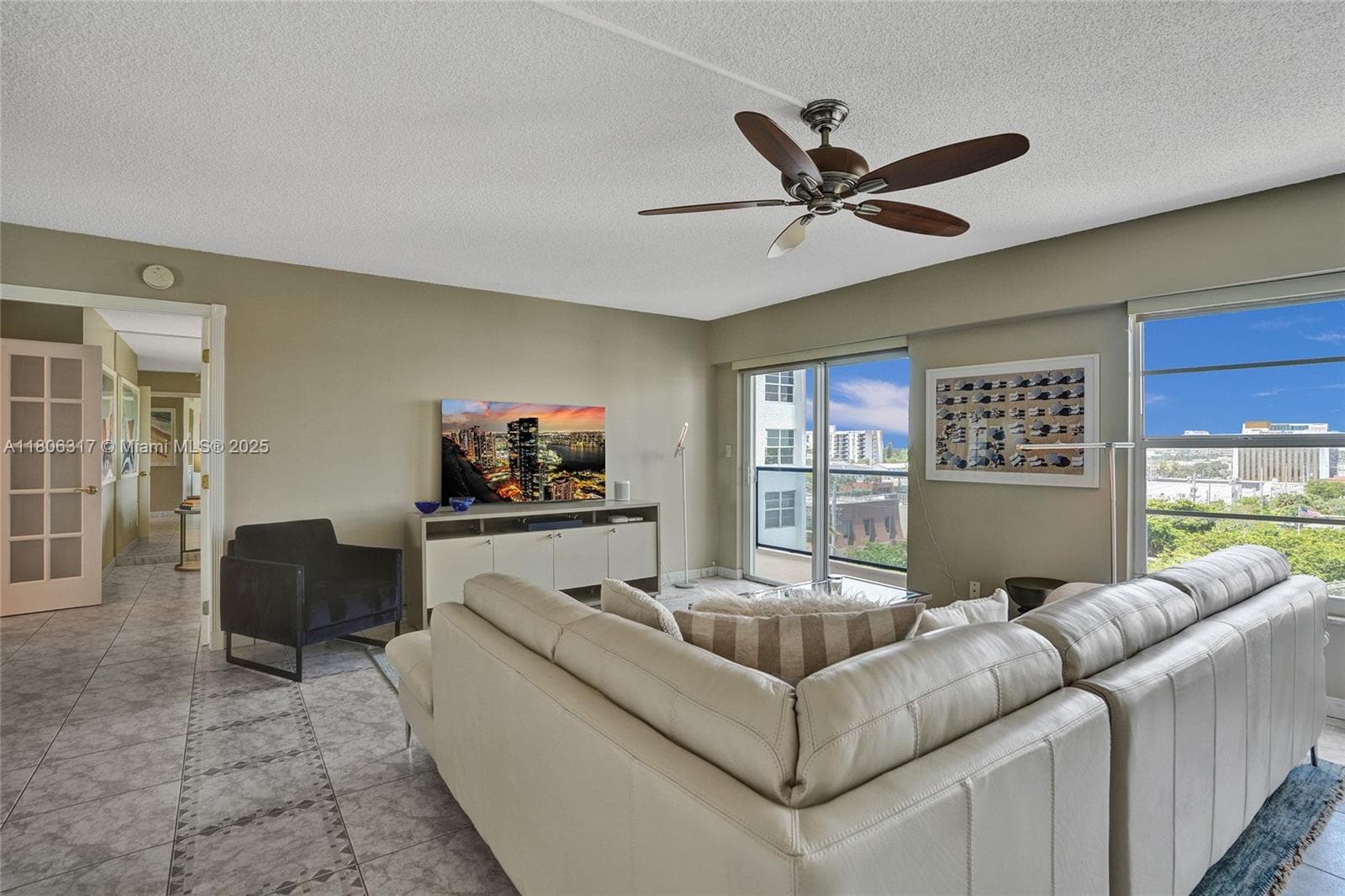 The Warwick · #7J in Fort Lauderdale - Photo 4