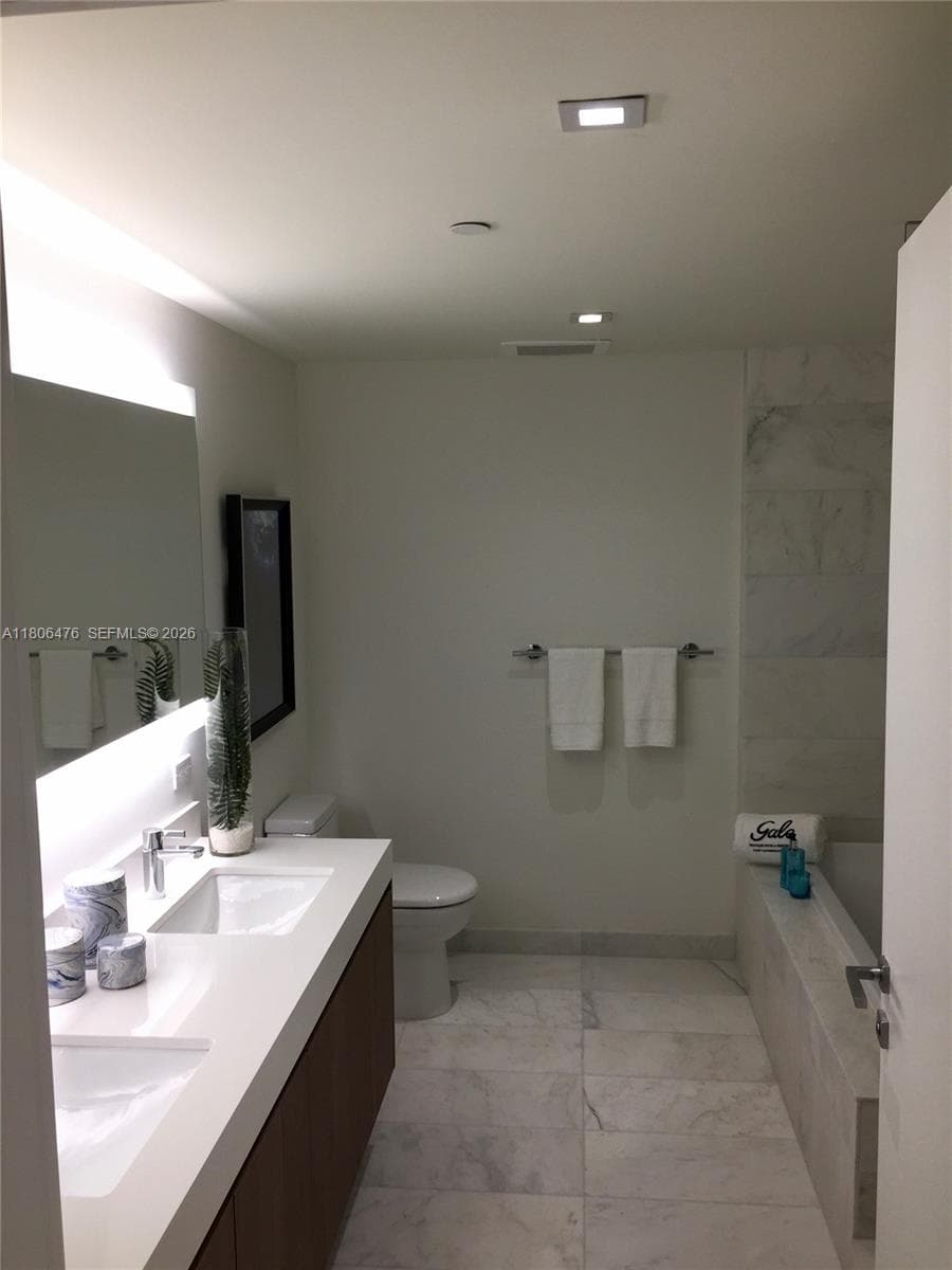 TIFFANY HOUSE CONDO · #505 in Fort Lauderdale - Photo 8