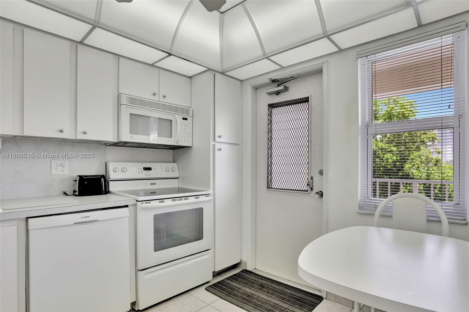 PALM-AIRE · #502 in Pompano Beach - Photo 4