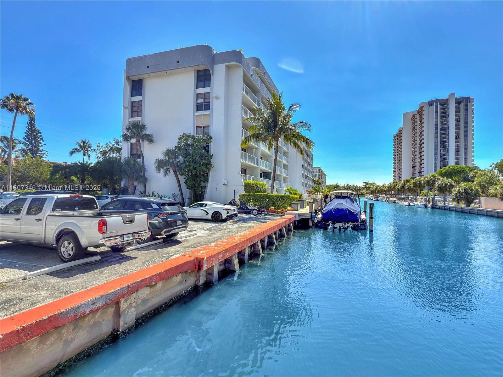 CRICKET CLUBHOUSE CONDO · #207 in Miami - Photo 13