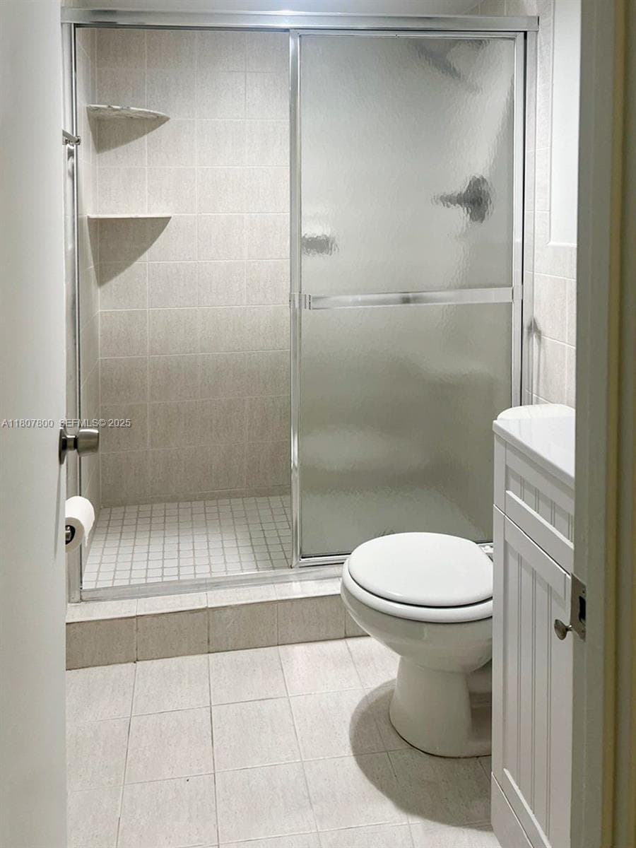 ROYAL OAKS CONDO · #217 in Miami - Photo 6