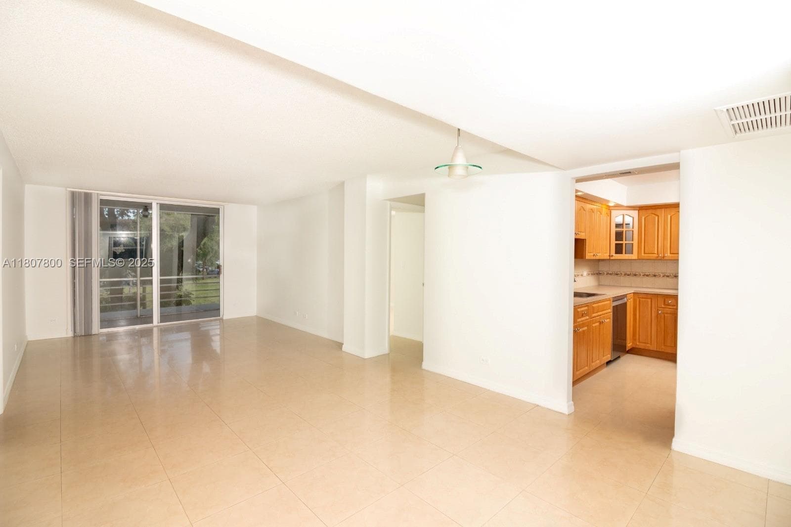 ROYAL OAKS CONDO · #217 in Miami - Photo 22