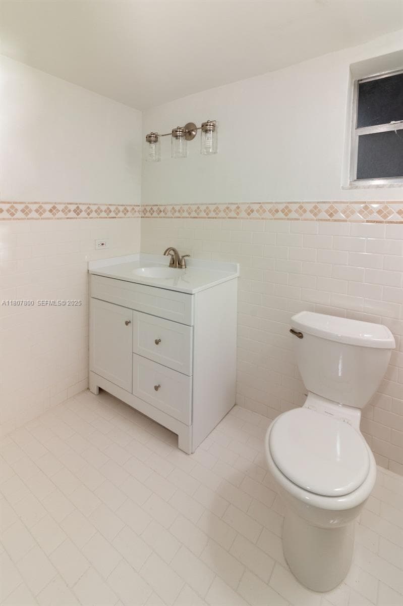 ROYAL OAKS CONDO · #217 in Miami - Photo 19