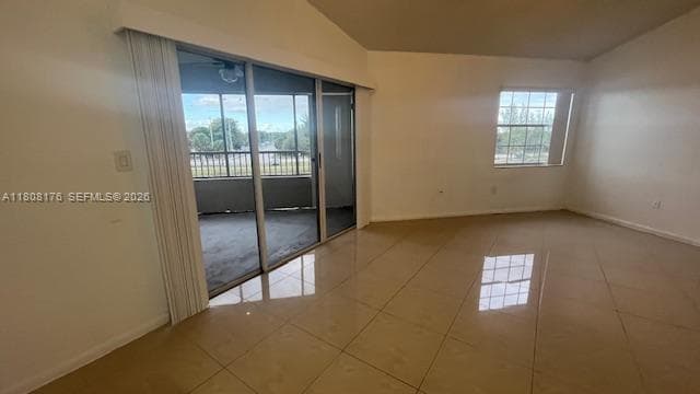 LAKEVIEW CLUB CONDO · #309 in Oakland Park - Photo 2