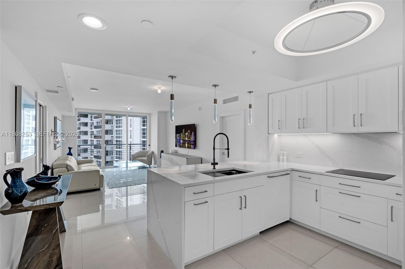 SAPPHIRE · #602N in Fort Lauderdale - Photo 3