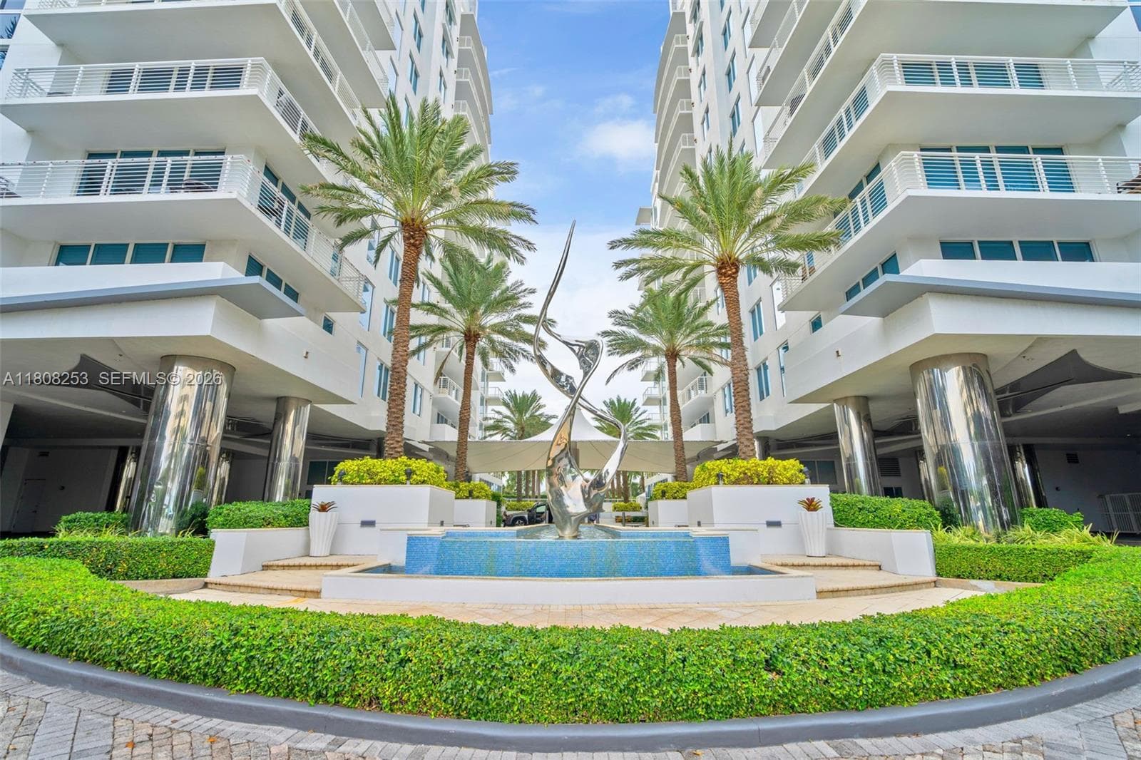 SAPPHIRE · #602N in Fort Lauderdale - Photo 1