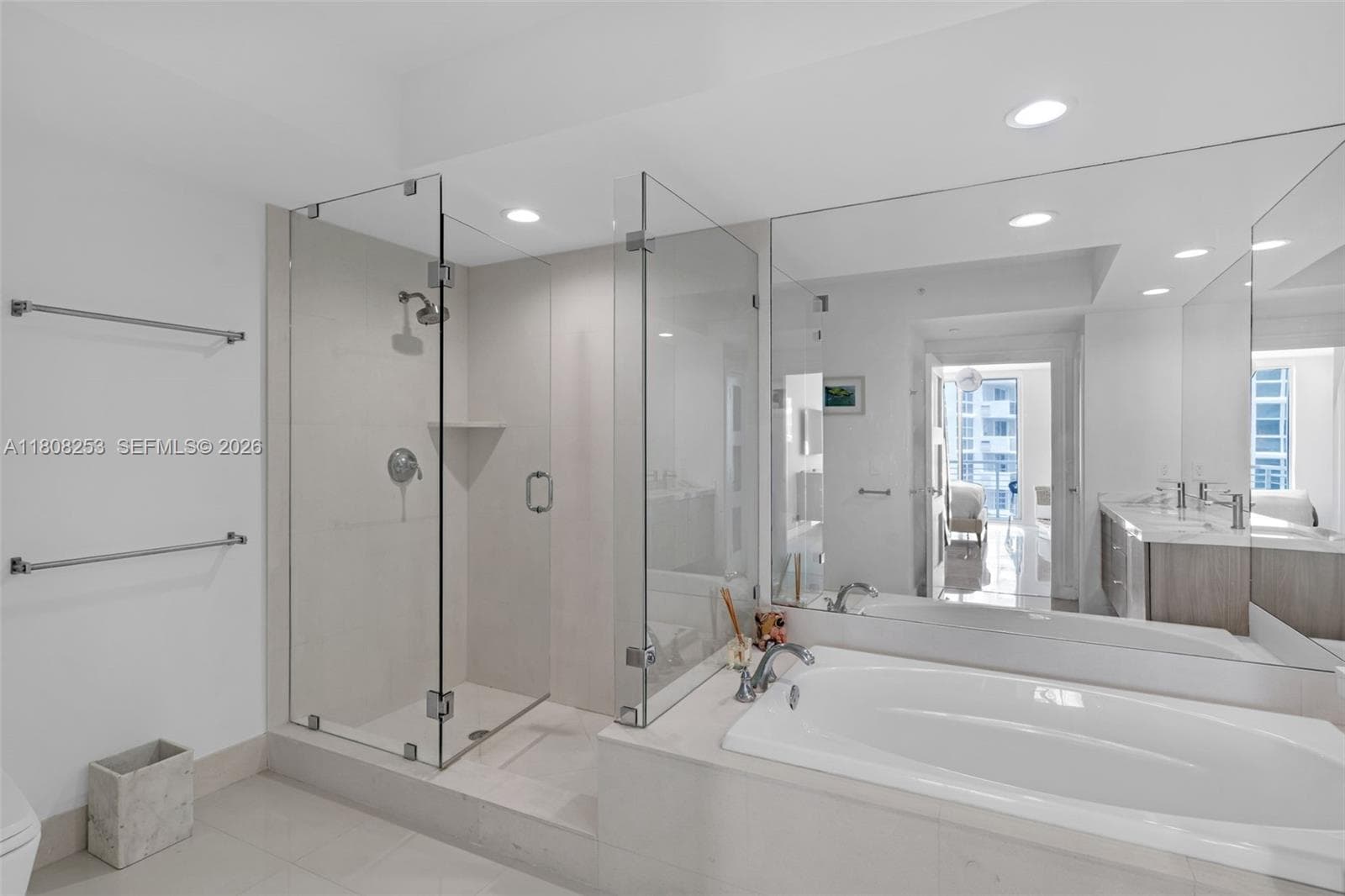 SAPPHIRE · #602N in Fort Lauderdale - Photo 18