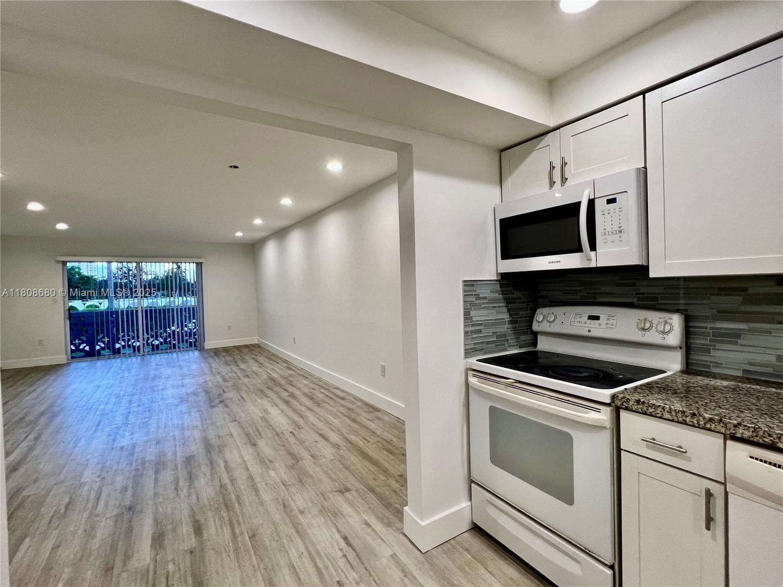 CLAREMONT PLACE · #202 in North Miami - Photo 4