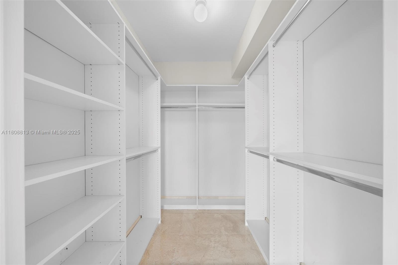 TURNBERRY VILLAGE · #706 in Aventura - Photo 6