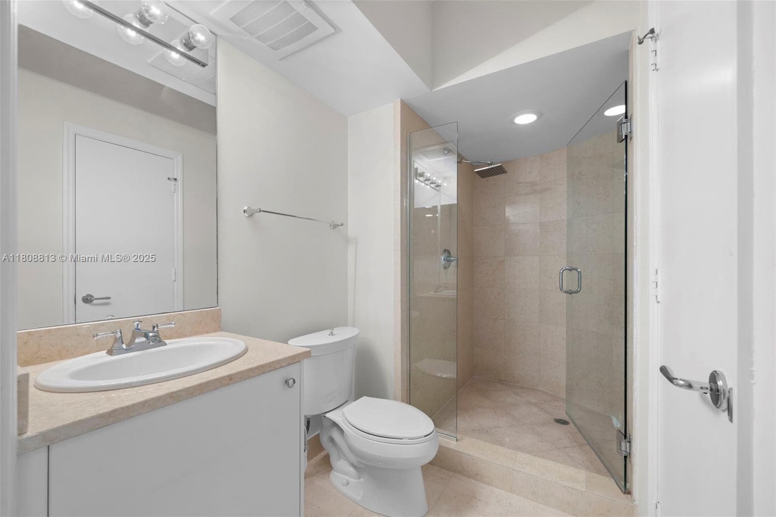 TURNBERRY VILLAGE · #706 in Aventura - Photo 11