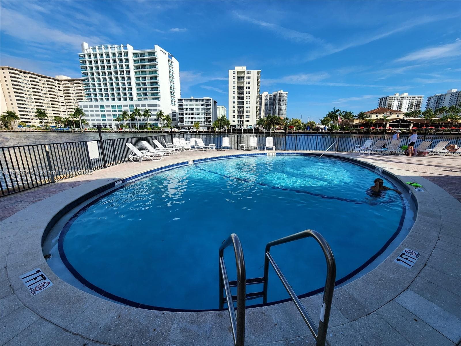 Waterside on the Intracoa · #320 in Fort Lauderdale - Photo 32