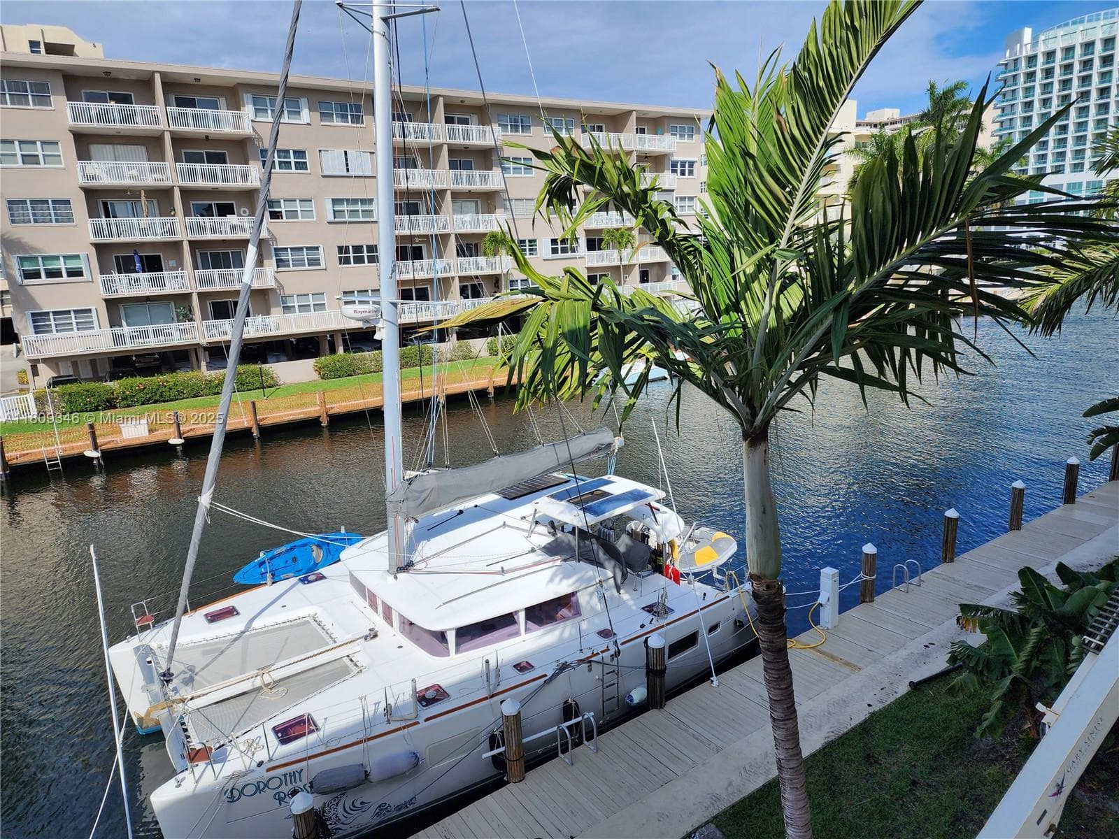 Waterside on the Intracoa · #320 in Fort Lauderdale - Photo 9
