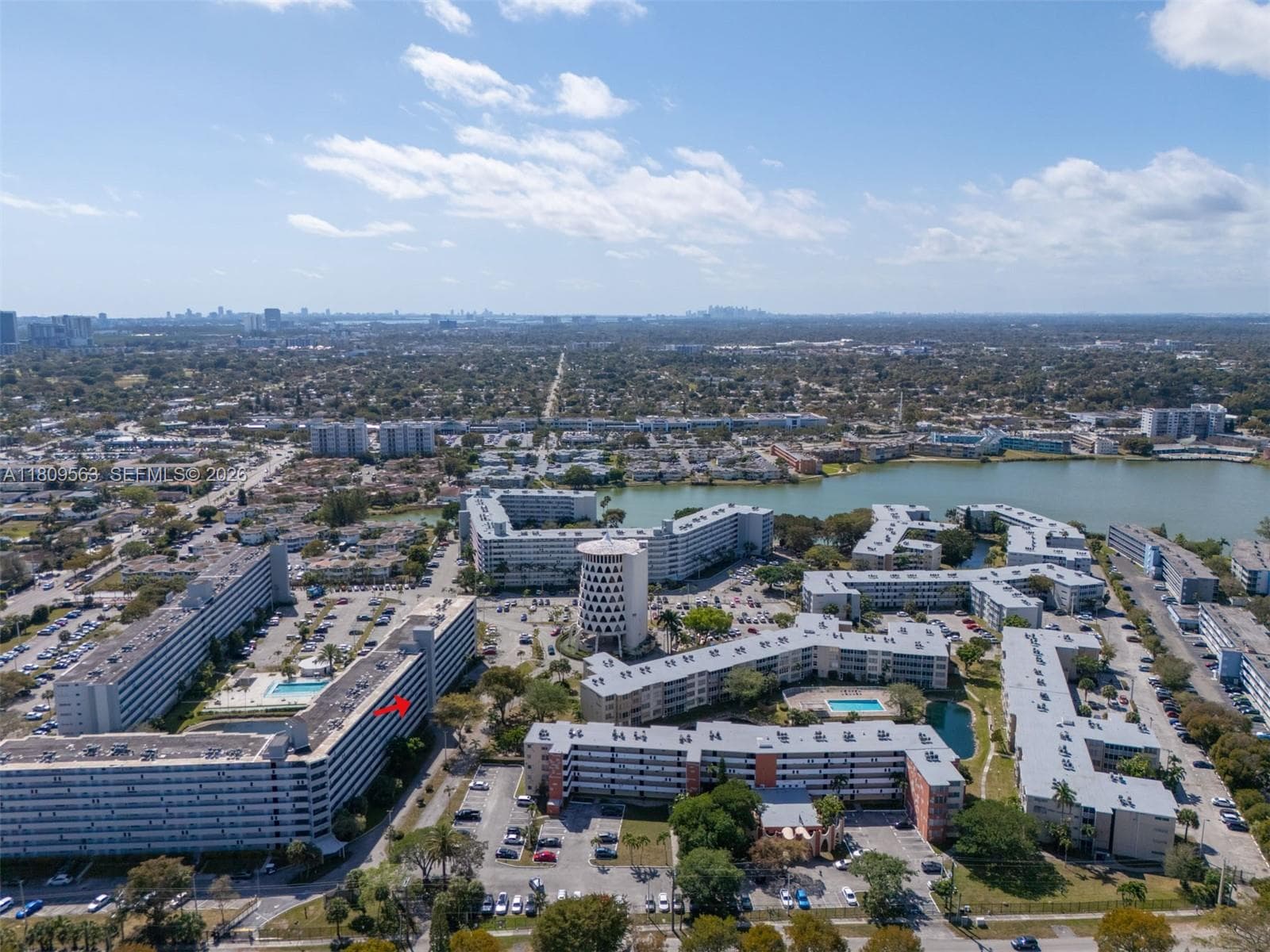 Jade Winds · #316-1 in Miami - Photo 4