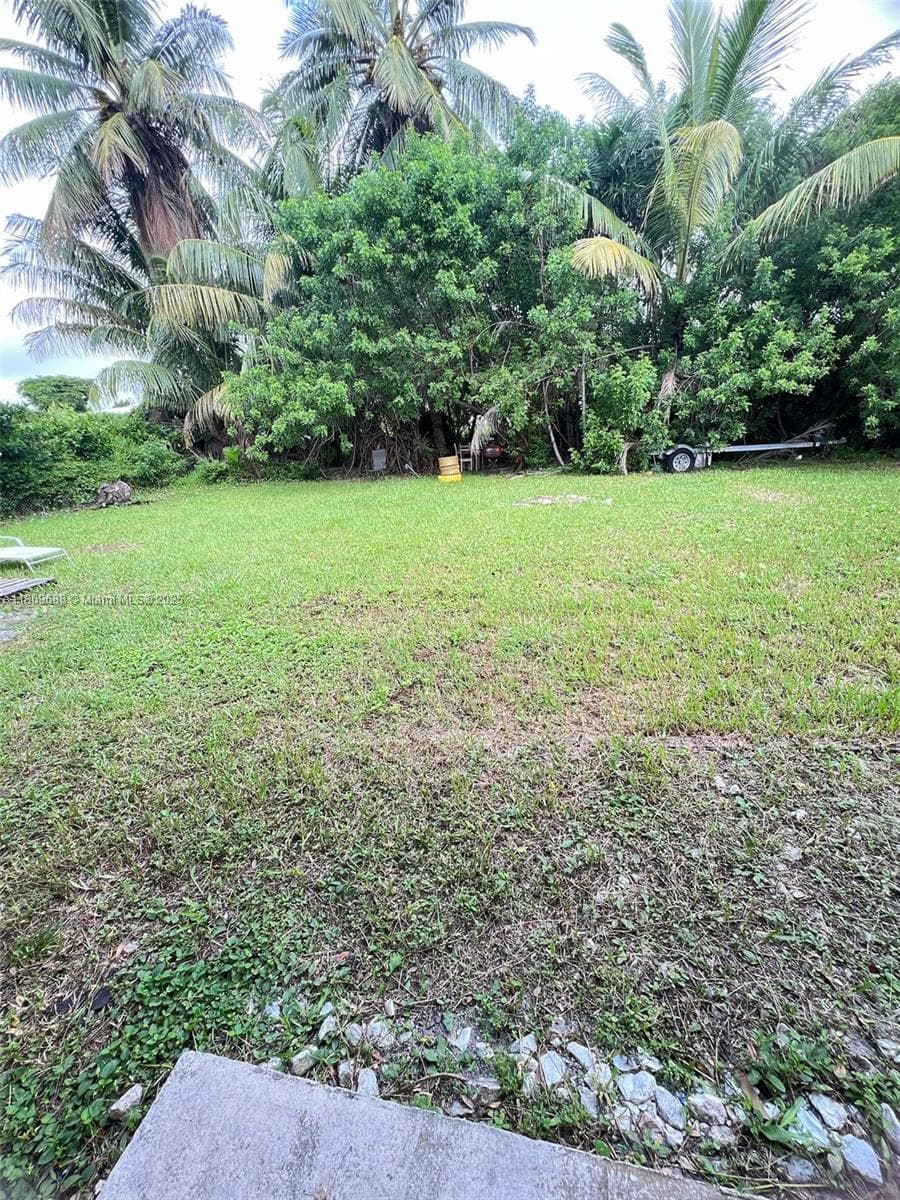 14910 S River Dr #1 photo 3