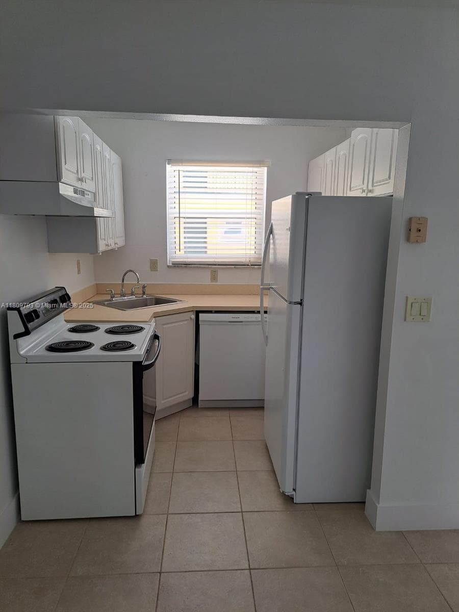 Moonraker Condo · #2D in North Miami - Photo 6