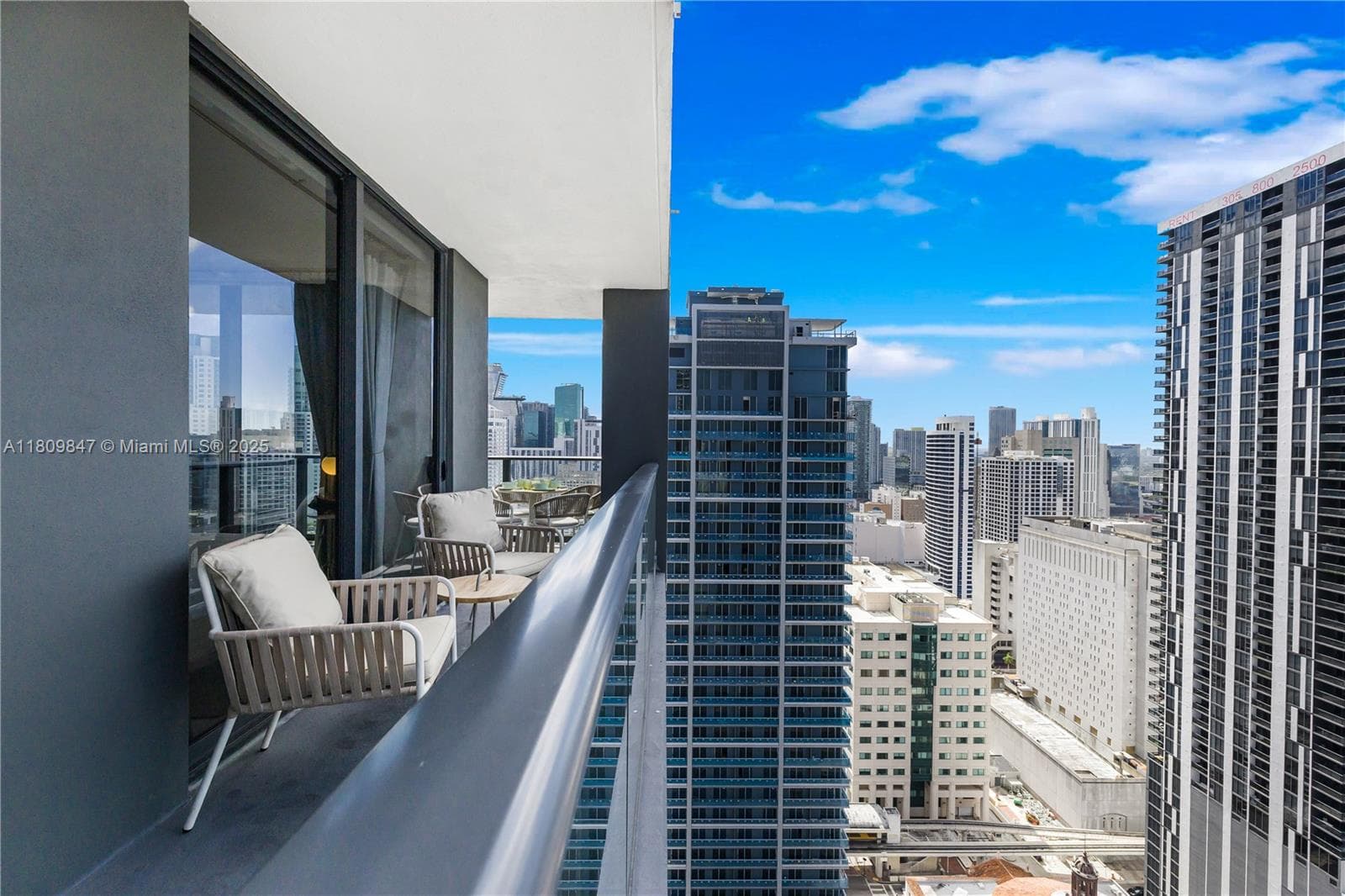 Gale Hotel & Residences (Natiivo) · #3005 in Miami - Photo 10