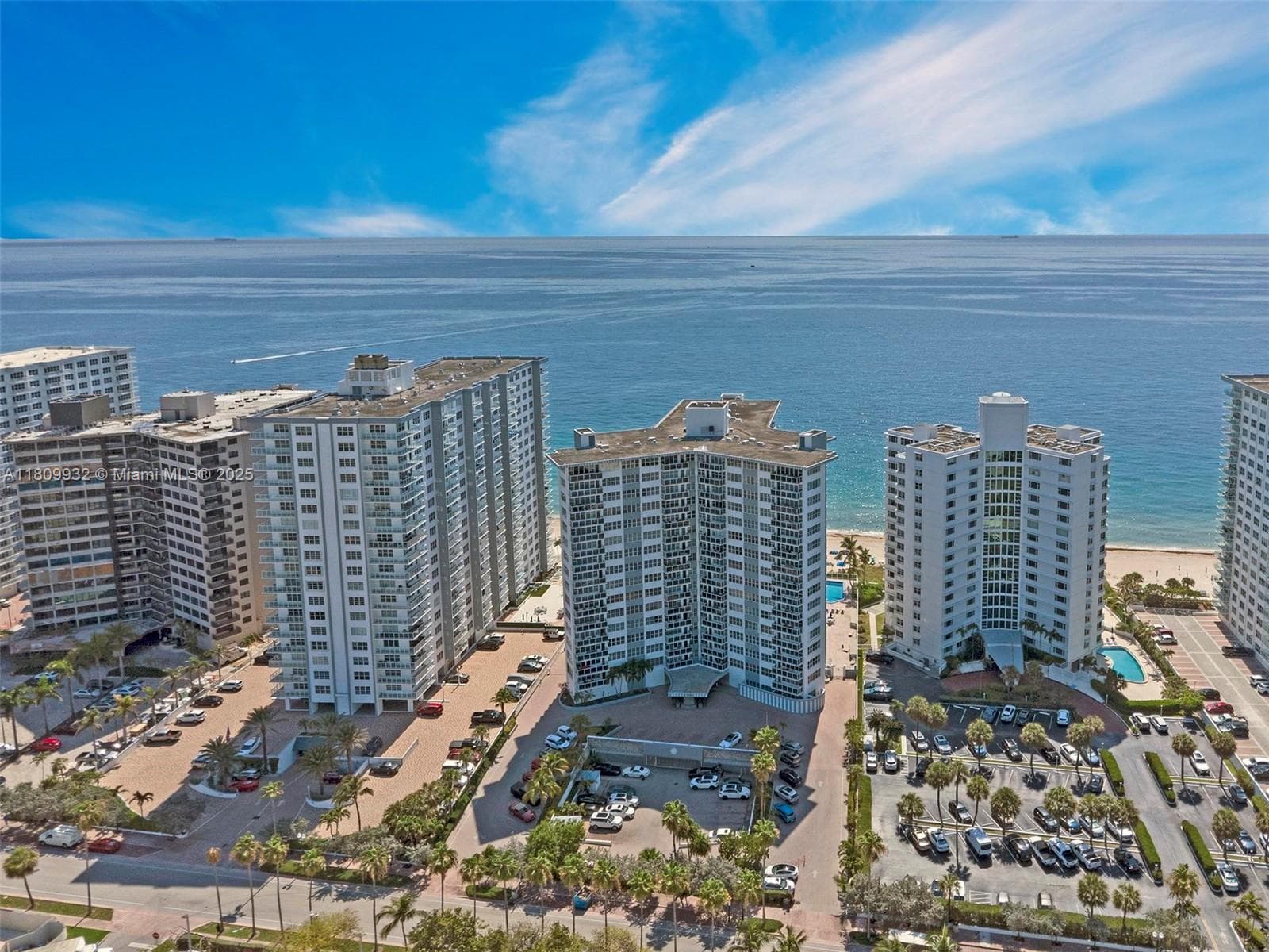 Royal Ambassador Condo · #1408 in Fort Lauderdale - Photo 3
