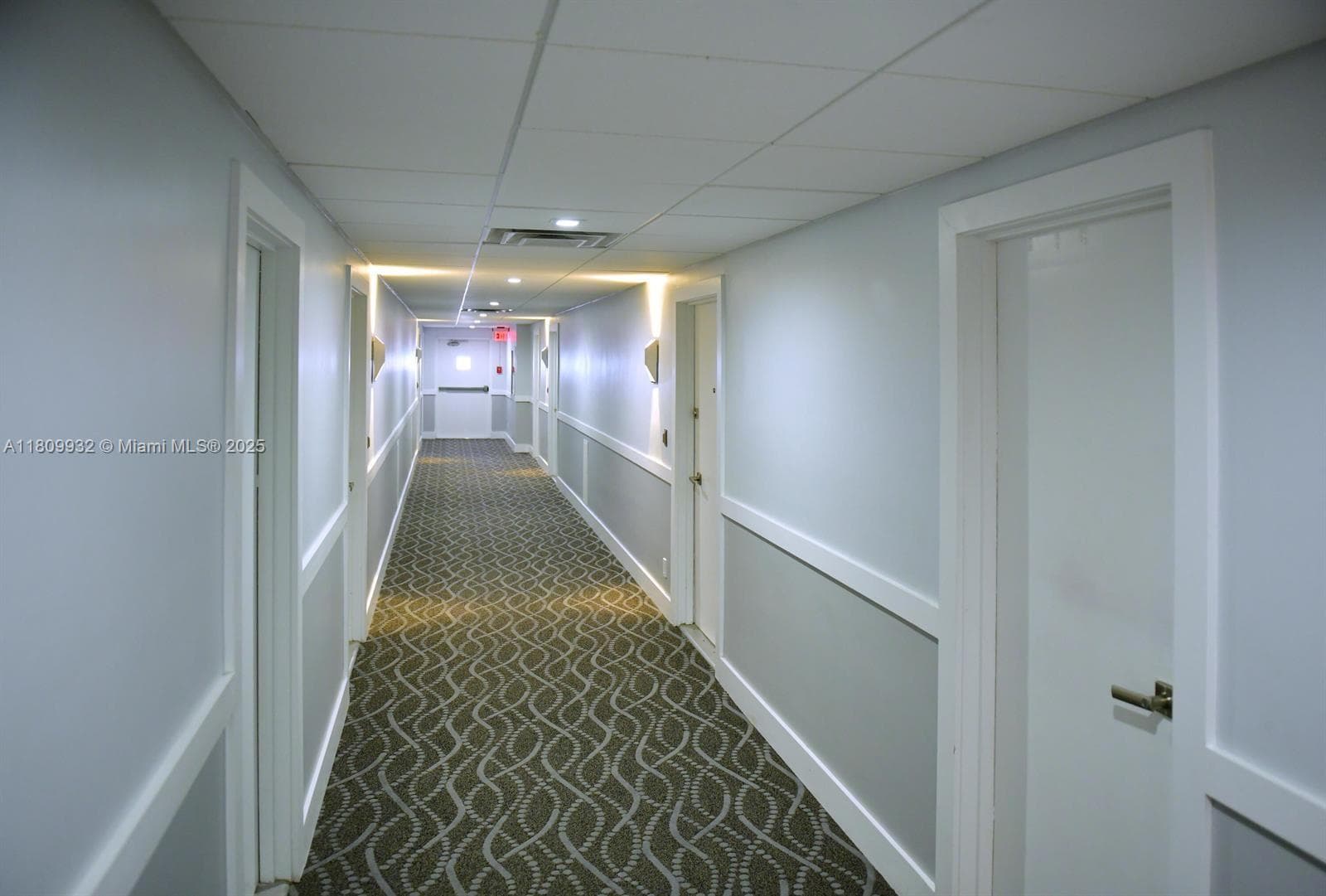 Royal Ambassador Condo · #1408 in Fort Lauderdale - Photo 41