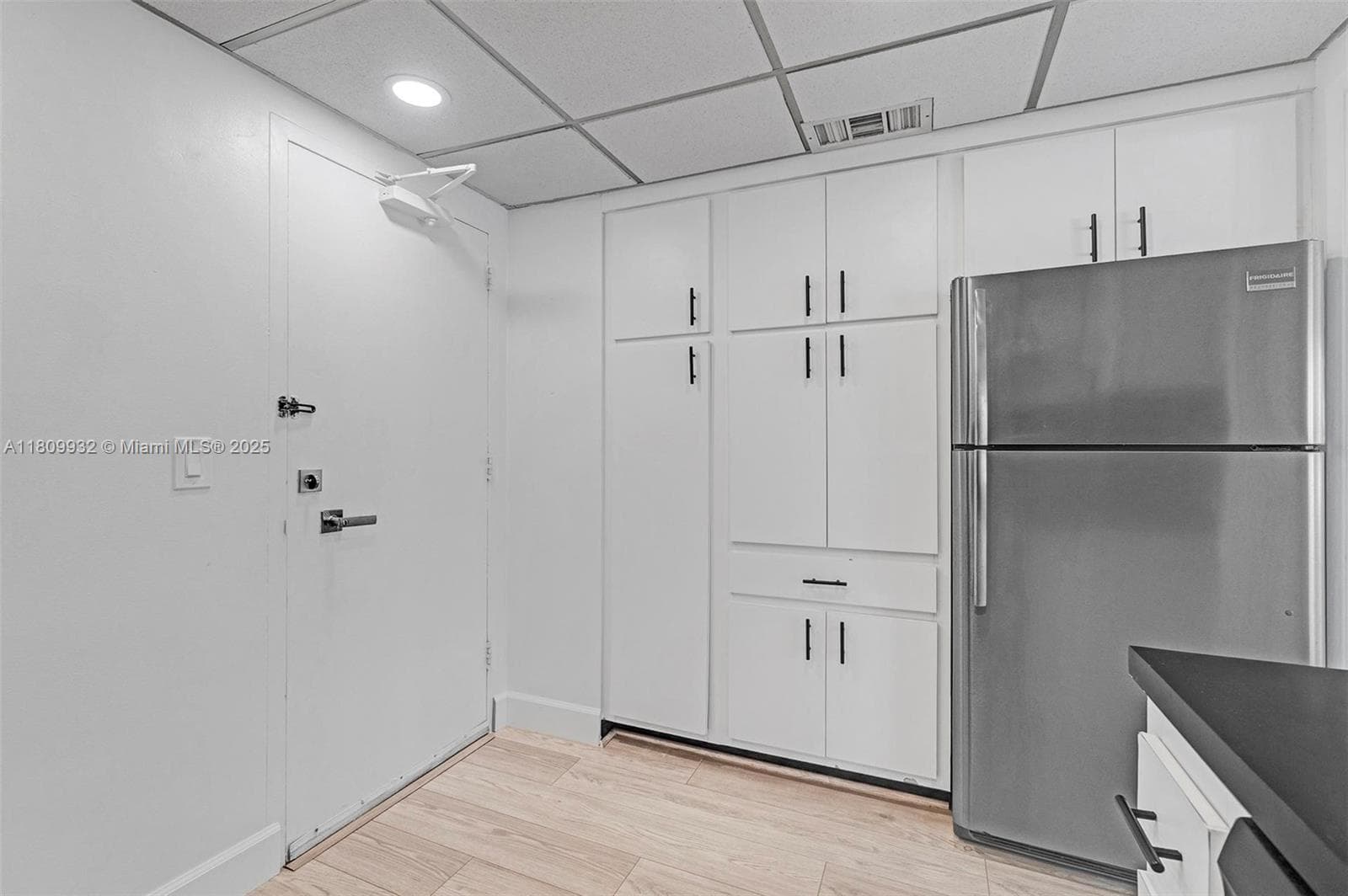 Royal Ambassador Condo · #1408 in Fort Lauderdale - Photo 21