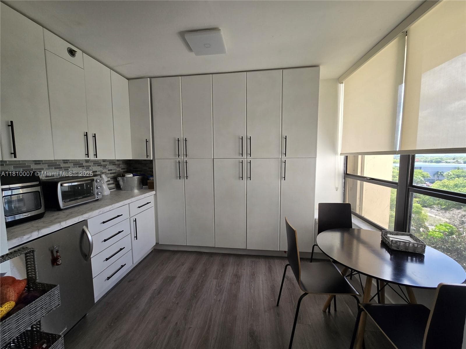 CHANTILLY CONDOMINIUM · #709 in Miami - Photo 3