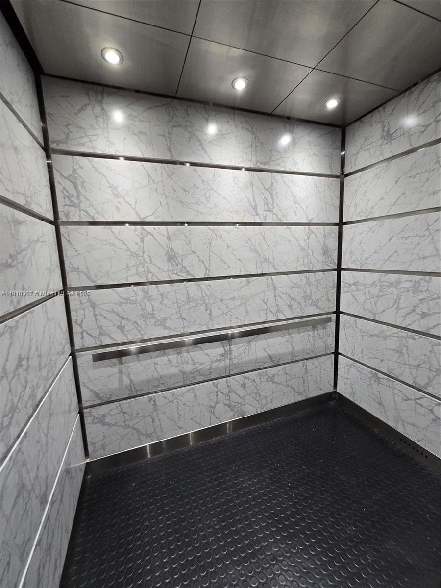 CHANTILLY CONDOMINIUM · #709 in Miami - Photo 20