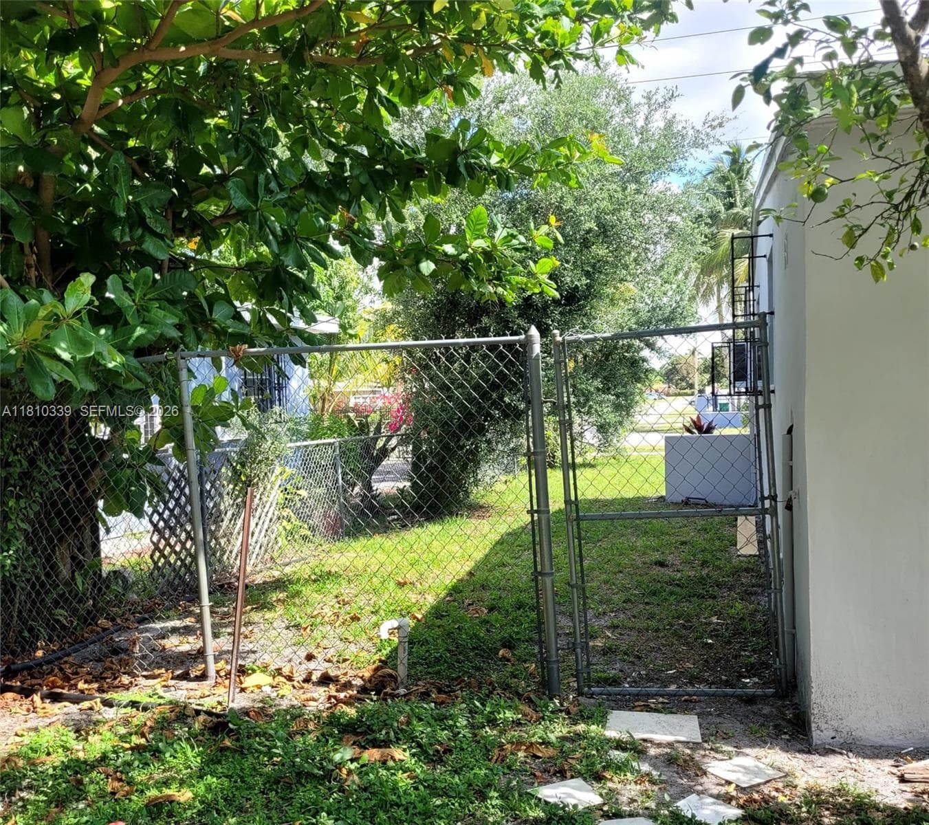 1760 NW 127th St photo 3