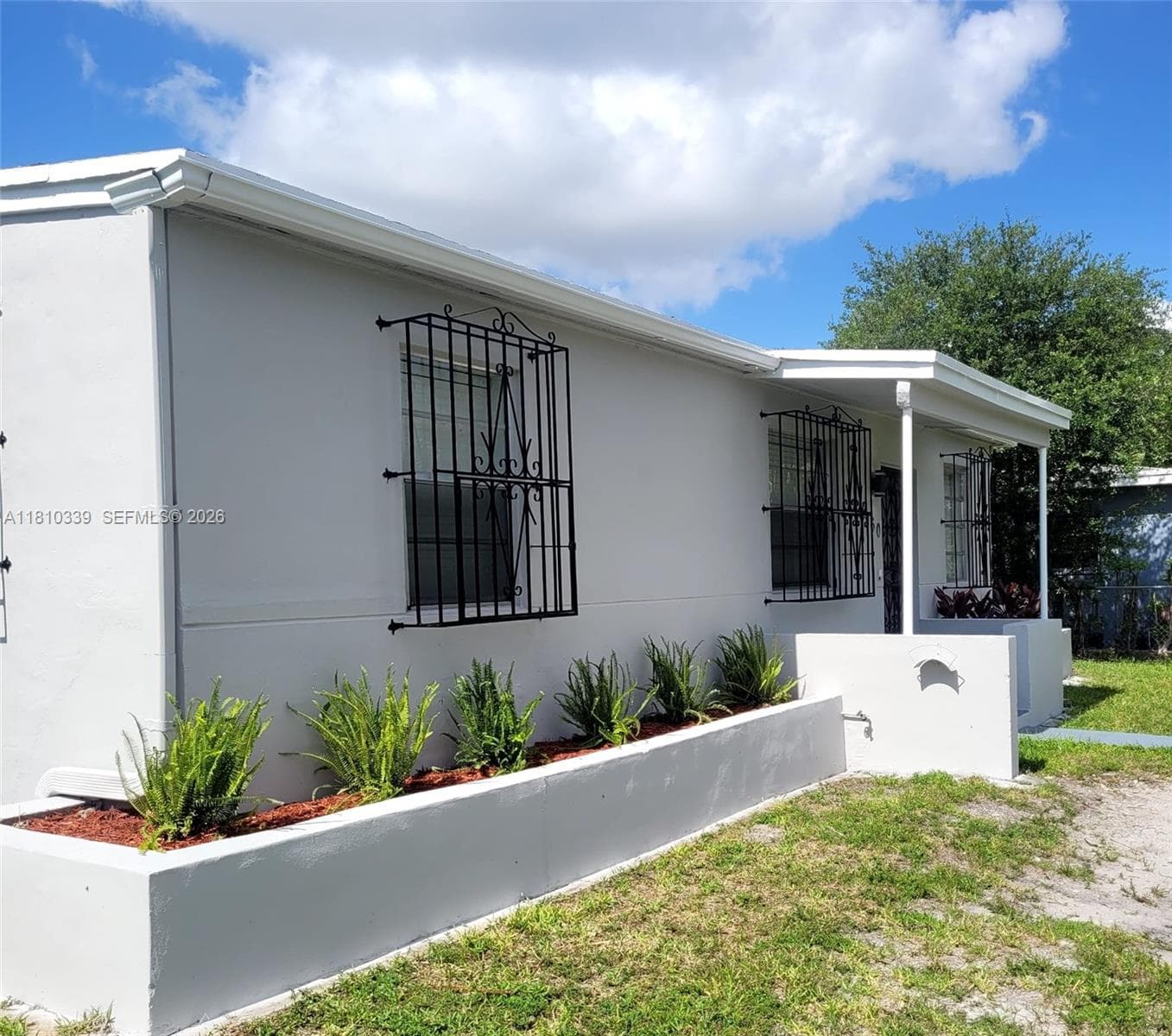1760 NW 127th St photo 4