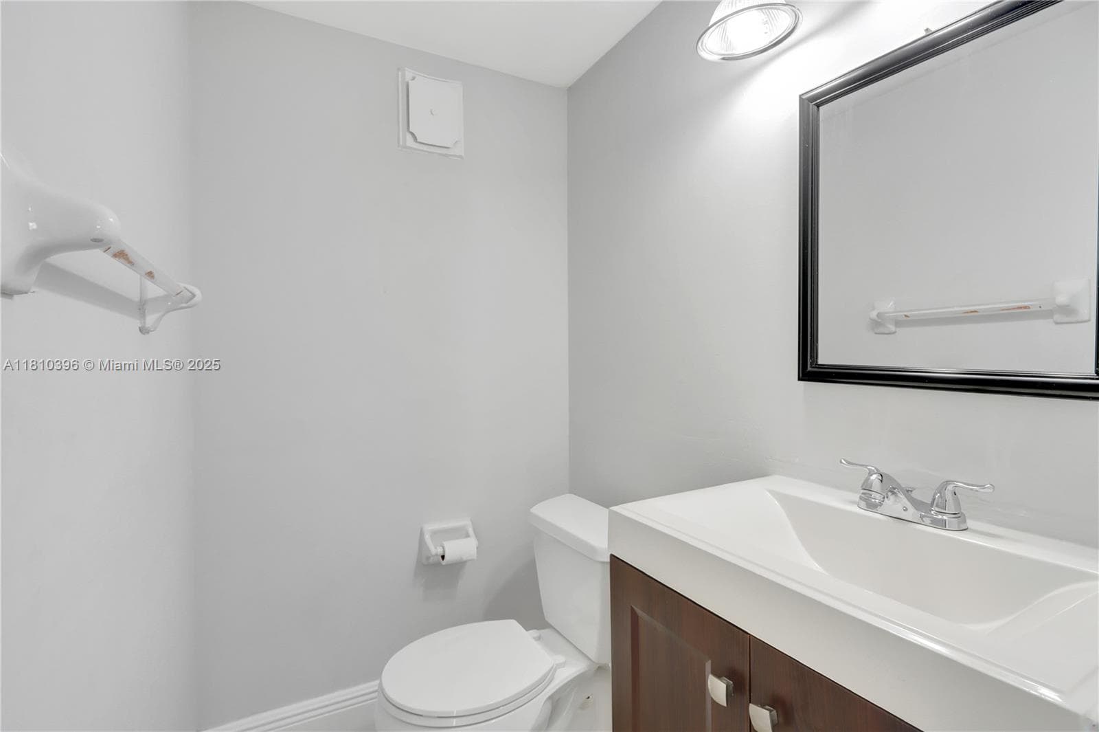 Riviera Towers · #PHD in Miami - Photo 10