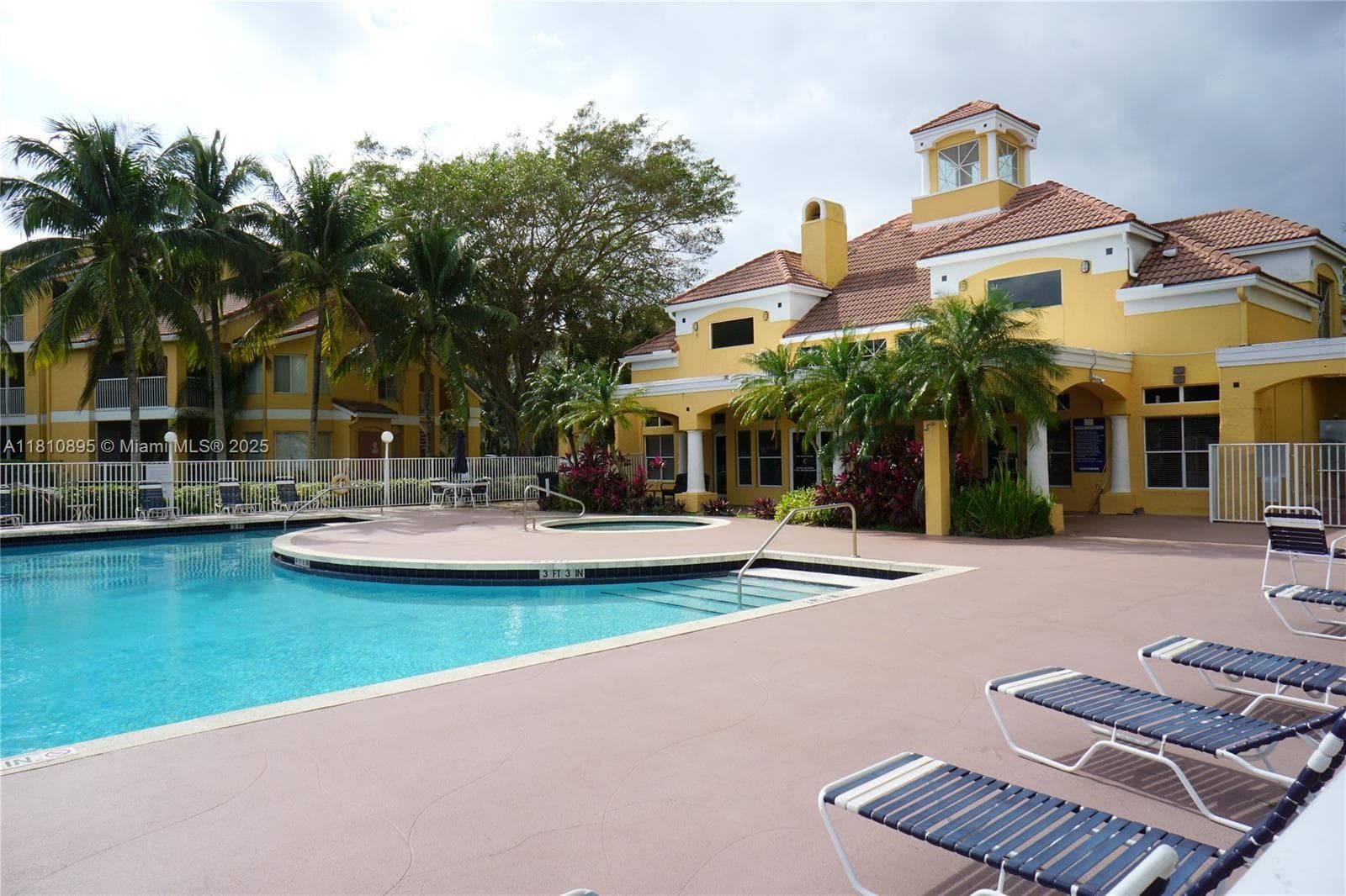 SAILBOAT POINTE CONDO · #1311 in Oakland Park - Photo 6