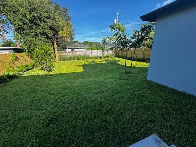 307 NW 28th Ave photo 14