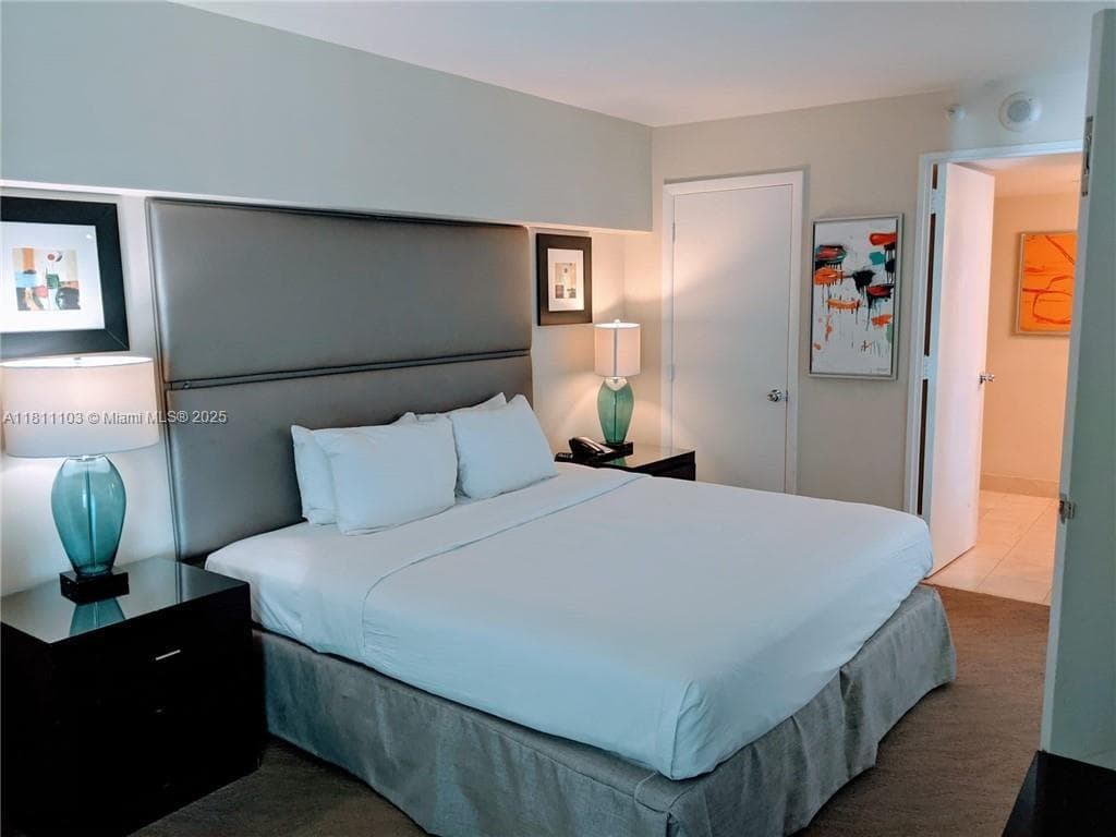 GALLERY ONE · #523 in Fort Lauderdale - Photo 4