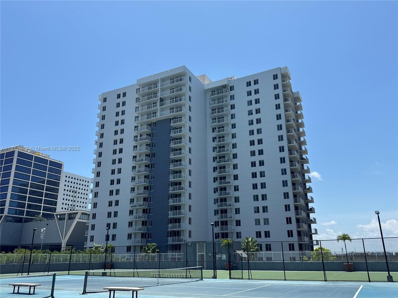 Madison Downtown Condo · #W-1903 in Miami - Photo 34