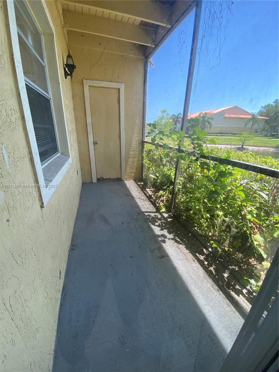 ROYAL POINCIANA CONDO · #1303 in Pompano Beach - Photo 12