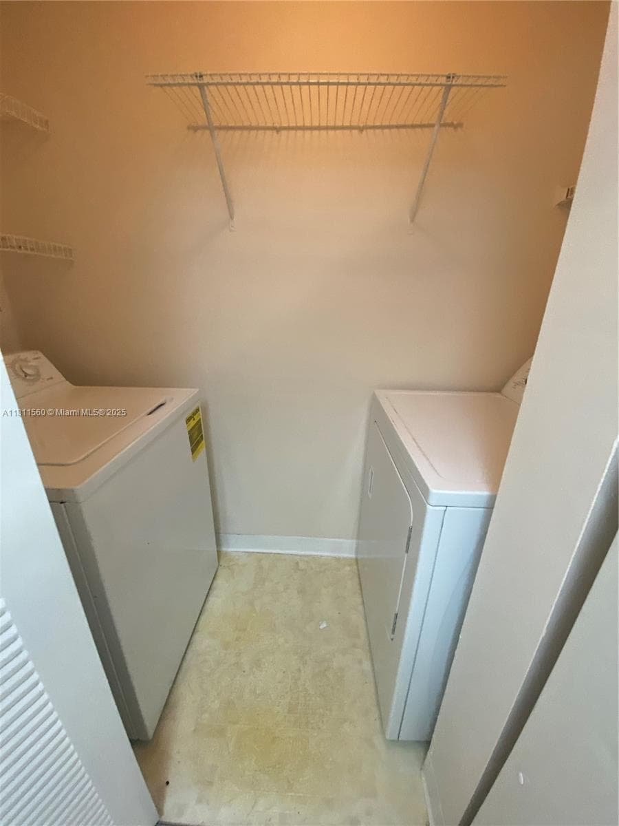 ROYAL POINCIANA CONDO · #1303 in Pompano Beach - Photo 11