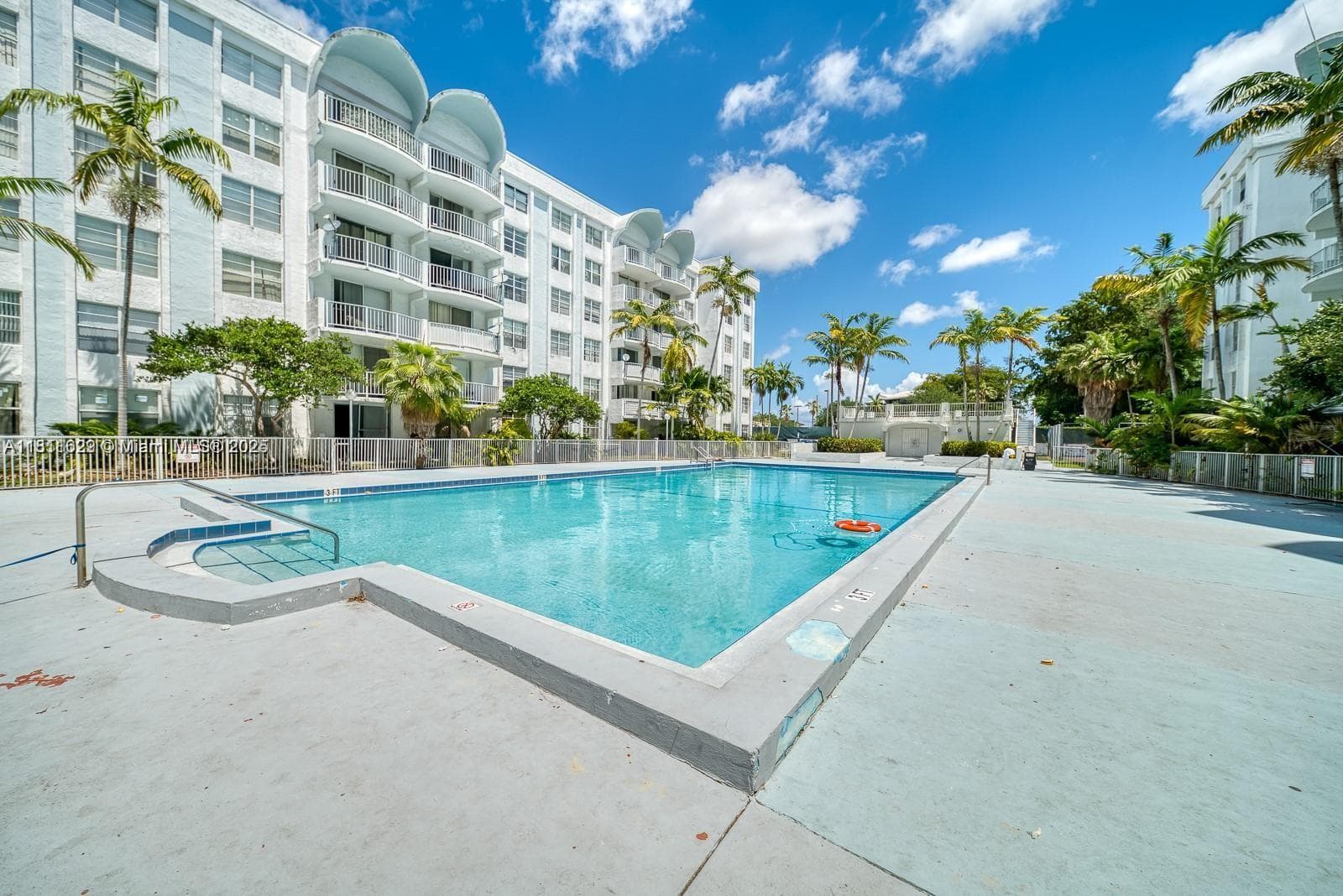 MONTECARLO CONDOMINIUM · #B-303 in Miami - Photo 2
