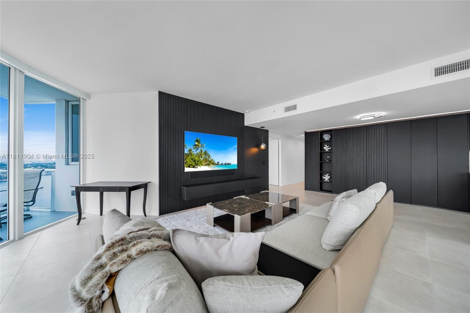 TIFFANY HOUSE · #1100 in Fort Lauderdale - Photo 11