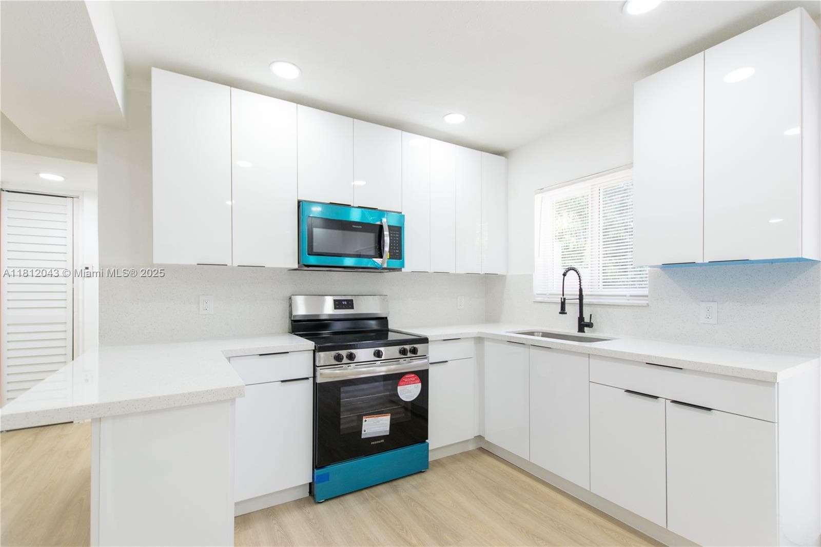 1167 NW 9th Ave #0 photo 6
