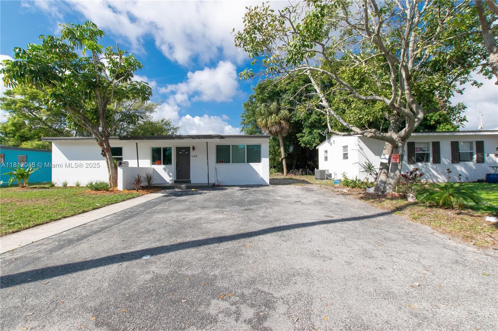 1167 NW 9th Ave #0 photo 1