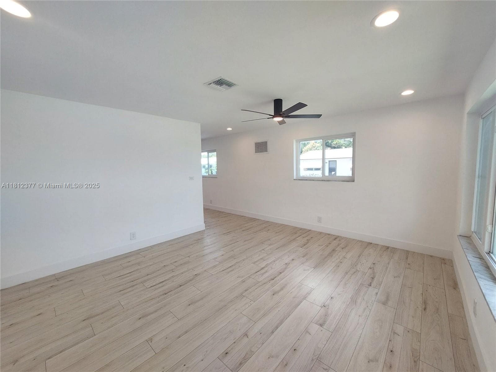 4579 NW 16th Way photo 2