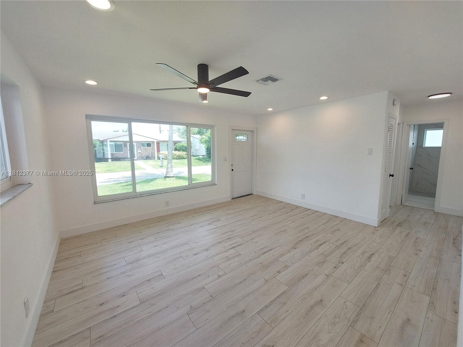 4579 NW 16th Way photo 4