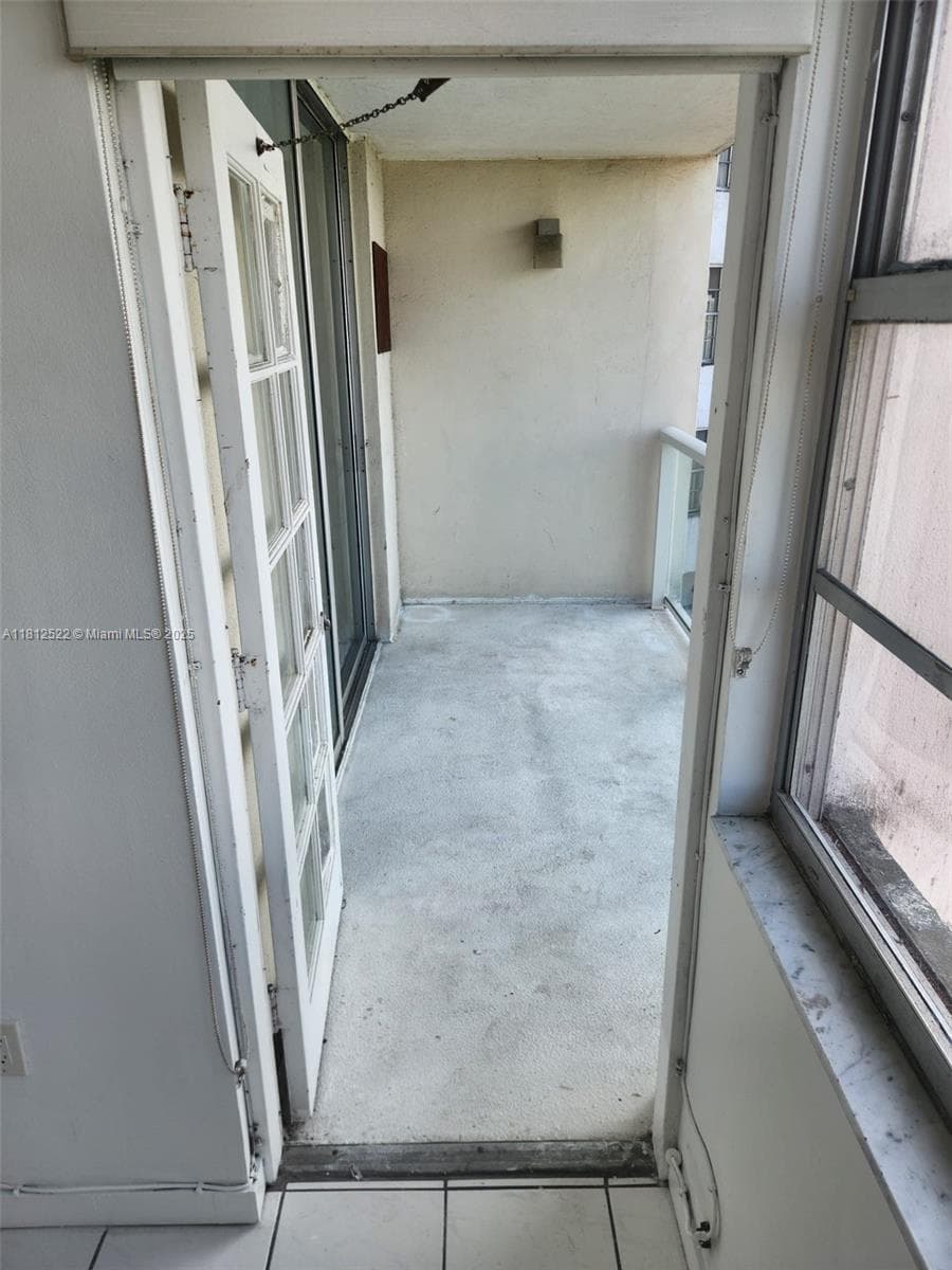 BUCKLEY TOWERS CONDO - EA · #314W in Miami - Photo 8