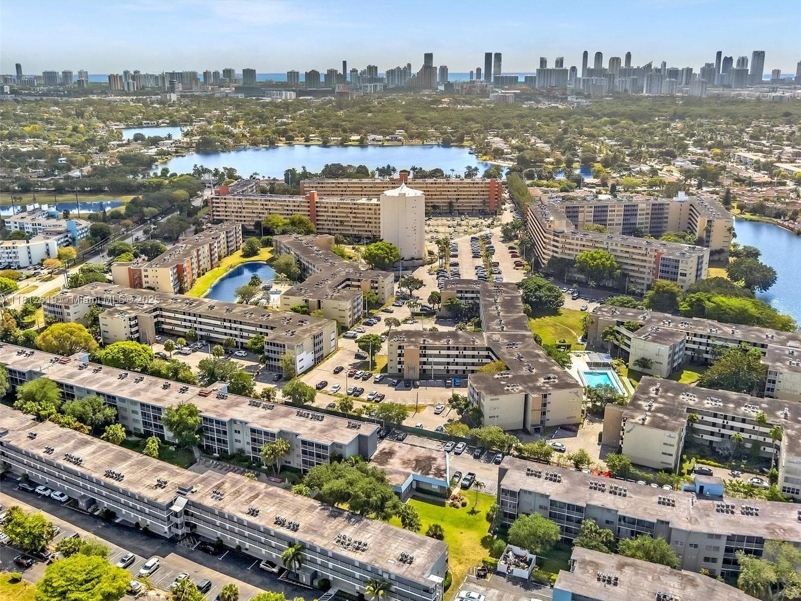 JADE WINDS GROUP · #116-1 in Miami - Photo 43