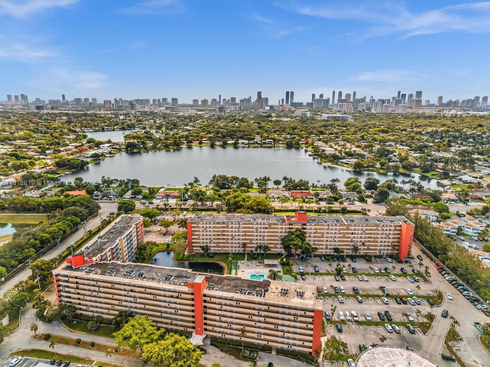 JADE WINDS GROUP · #116-1 in Miami - Photo 36